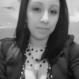 Meet your Posher, Azucena